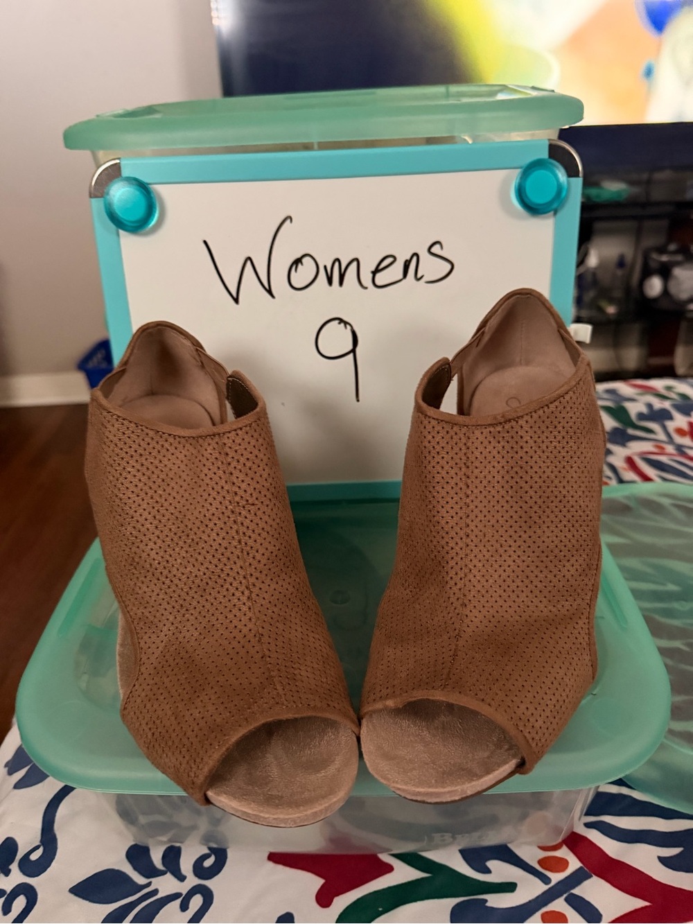 Life Stride Women's Tan Perforated Peep-Toe Mules
